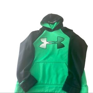 UA Logo Storm Hoodie • Black •Green • Boys Size Youth Extra Large•Good Condition